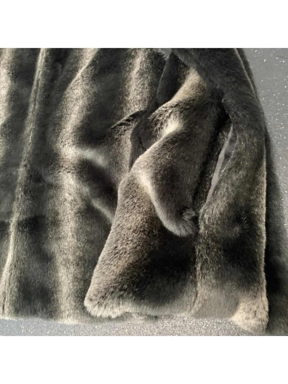Kristen Blake Black Quilted & Faux Fur Reversible Hooded Vest Size Medium